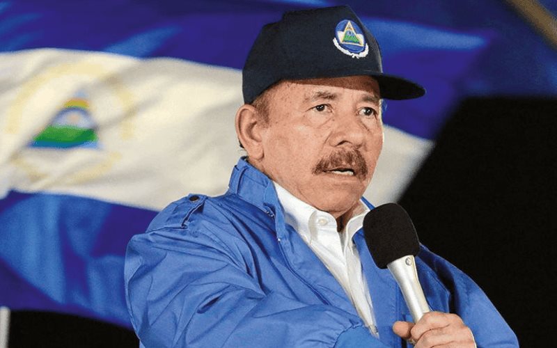 Nicaragua rompe relaciones diplomáticas con Ecuador