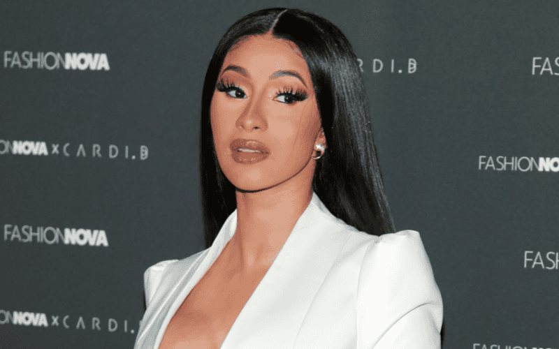 Cardi B se ofende porque la llaman mexicana