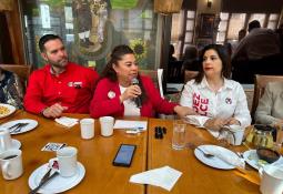 Laura Sánchez propone destinar recursos estatales para un programa de protección a familias vulnerables