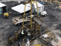 Cuerpos de cuatro mineros de El Pinabete fueron identificados y entregados a sus familiares: CNPC