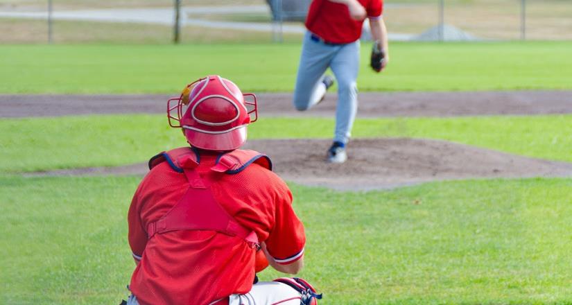 Béisbol profesional y recreacional: ¿Cómo prevenir lesiones a cualquier nivel?