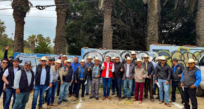 Músicos de Playas de Rosarito apoyan el proyecto de Fernando Serrano