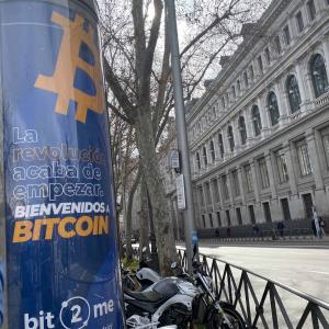 El Halving de Bitcoin deja la comisión más alta de la historia: $2.4 MDD, según el informe de Bit2Me