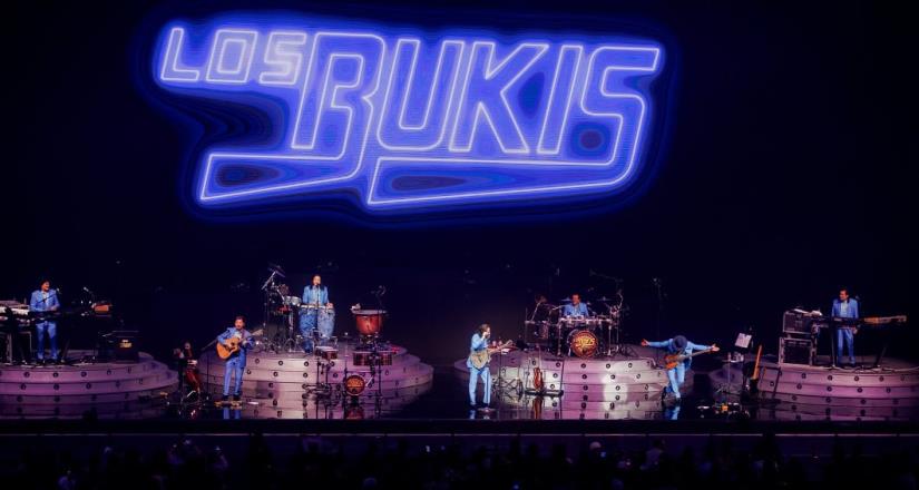 Los Bukis inauguran su residencia en Las Vegas con lleno total en el Dolby Live