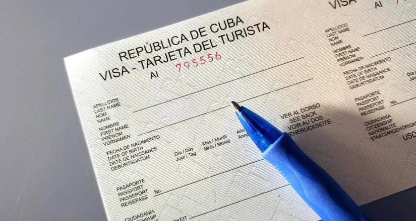 Cuba elimina visas para turistas chinos para recuperar el sector