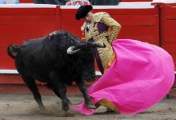 Mujer denuncia acoso y agresión en la vía pública