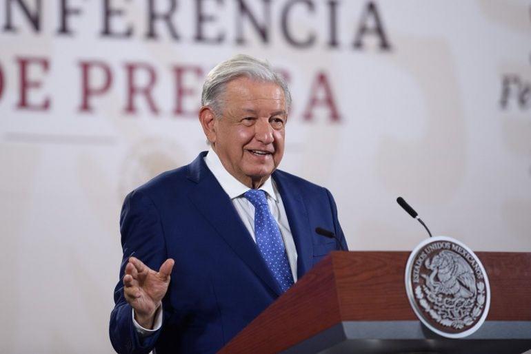 AMLO advierte que va a lo jurídico el caso de María Amparo Casar