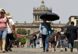 El debate y la Marea Rosa muestran que hay democracia auténtica: AMLO 