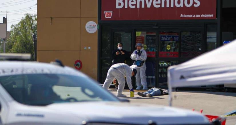 Asesinan a un joven en la entrada de tienda Ley de la colonia Infonavit Presidentes