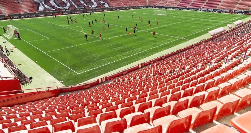 Nueva cancha del Estadio Caliente está lista para estrenarse