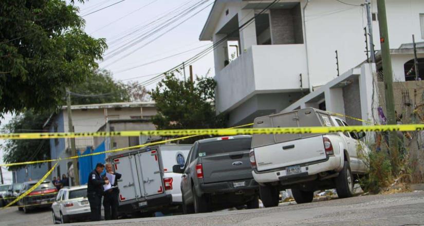 Ejecutan a una mujer en la entrada de su domicilio en la colonia Progreso