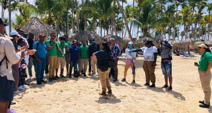 Fundación Eco-Bahía celebra el Día Mundial de las Tortugas Marinas con un llamado a la protección y conservación