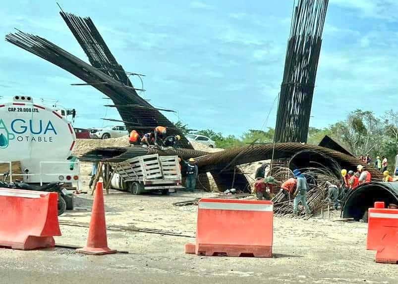 Colapsa estructura de un puente del Tren Maya en Chetumal