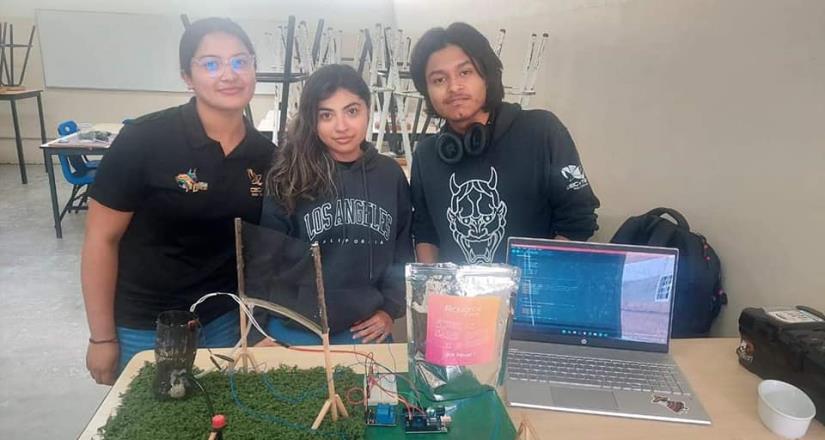 Estudiantes del CECyTEBC diseñaron un sistema de riego que aprovecha la brisa de Tijuana