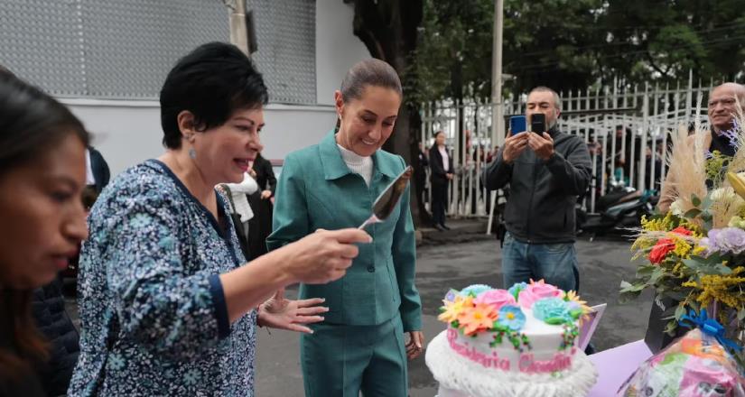 Claudia Sheinbaum está de fiesta; la celebran por su cumpleaños 62