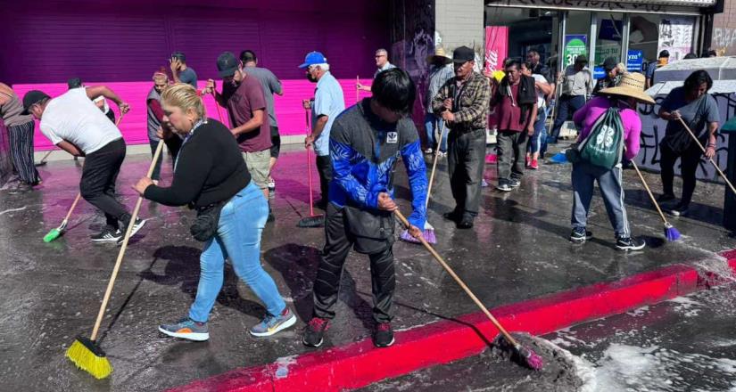 Ayuntamiento y comerciantes se suman por la limpieza del centro de Tijuana