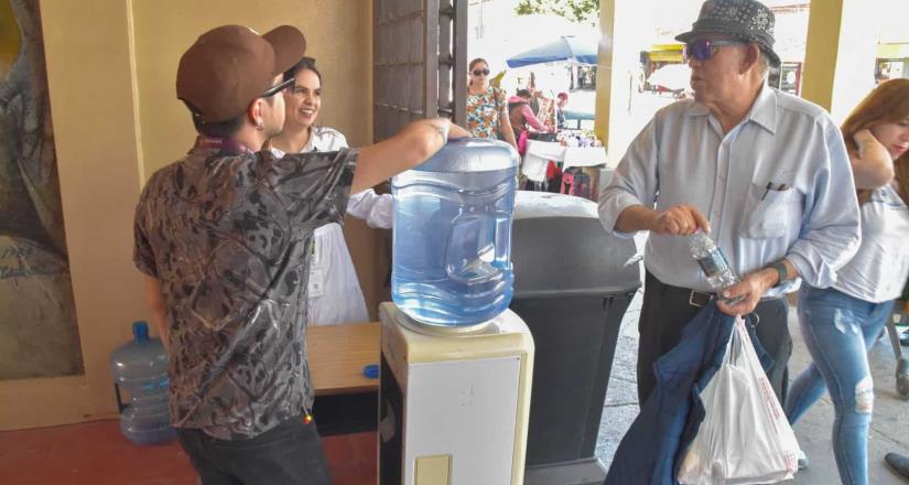 Ayuntamiento de Tijuana instaló puntos estratégicos de hidratación