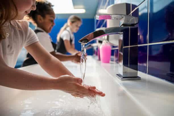 Así es cómo las escuelas están enfrentando la crisis del agua