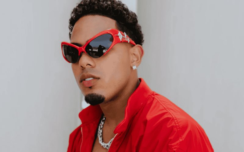 Myke Towers recibe tres nominaciones en los Premios Juventud 2024