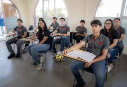 Concluyen estudiantes de música periodo de clases en Casa de la Cultura