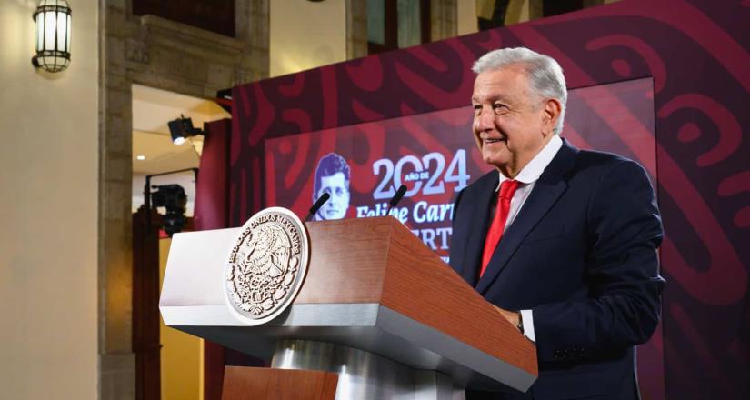 AMLO alista carpeta de información para familiares de 43 normalistas de Ayotzinapa