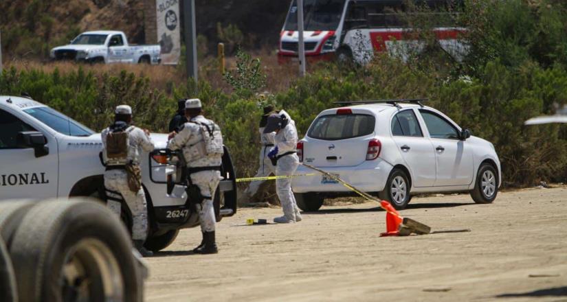 Encuentran a conductor sin vida sobre el blvd 2000