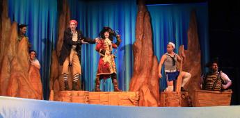 La exitosa obra de teatro Peter Pan Que Sale Mal que ha conquistado los corazones del público con su humor ingenioso y actuaciones memorables celebrará 200 representaciones