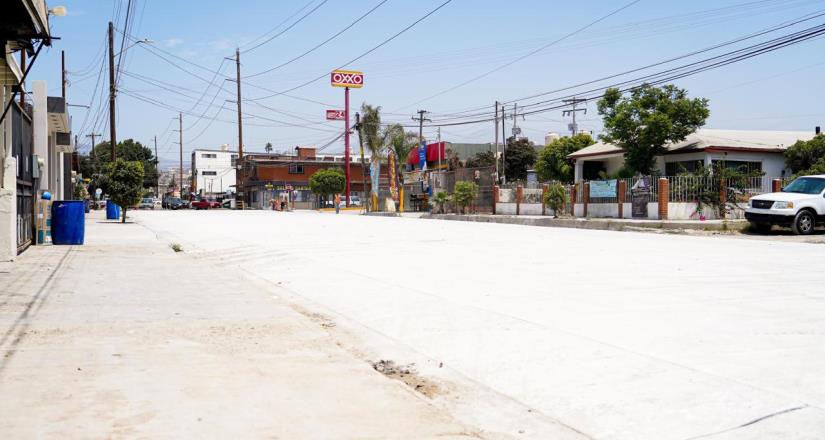 Invierte Gobierno de Ensenada más de 7.5 mdp en obras viales en la calle México