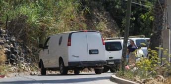 Encuentran a pareja sin vida al interior de una camioneta en la colonia Los Altos 