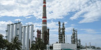 Rusia considera construir refinería de petróleo en Cuba