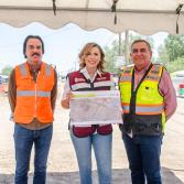 Emprenden rehabilitación de carretera en el ejido Puebla a favor de la ciudadanía