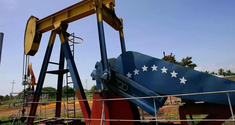 Régimen de Maduro triplica envíos de petróleo a Cuba