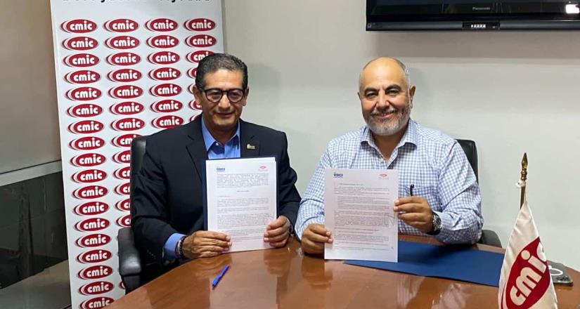 Firman convenio CMIC y UDCI para la formación de recurso humano