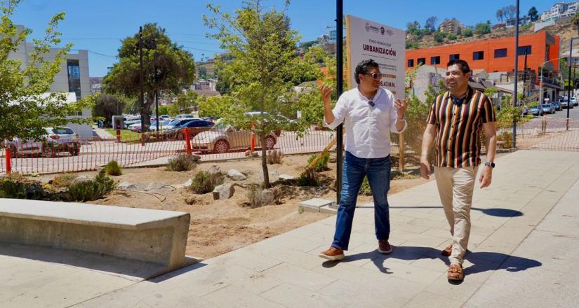 Supervisa alcalde Armando Ayala obras por más de 1.1 MDP en la Plaza del Músico