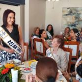 Reinas se reúnen para conmemorar la tradición del Club Cigüeñas en su 80 aniversario de tradición