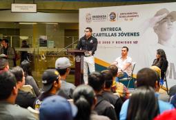 Exploran estudiantes oportunidades de formación en la "IX Expo Unidades Receptoras 2024"