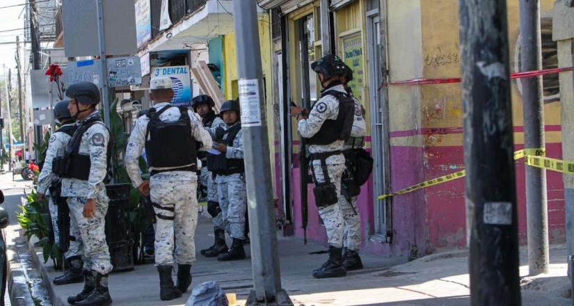 Hombre es ejecutado al interior de un callejón de la Zona Centro