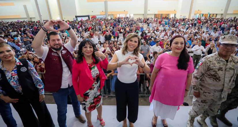 La Gobernadora Marina del Pilar reafirmó su compromiso con el bienestar de los bajacalifornianos durante la Feria de Paz y Desarme Voluntario.