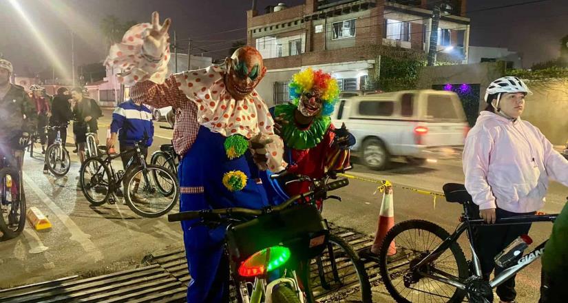 Más de 150 personas disfrutaron de la Rodada Nocturna de Halloween