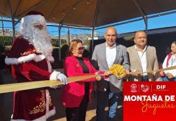 Participan empresarios en la Montaña de Juguetes de DIF Municipal